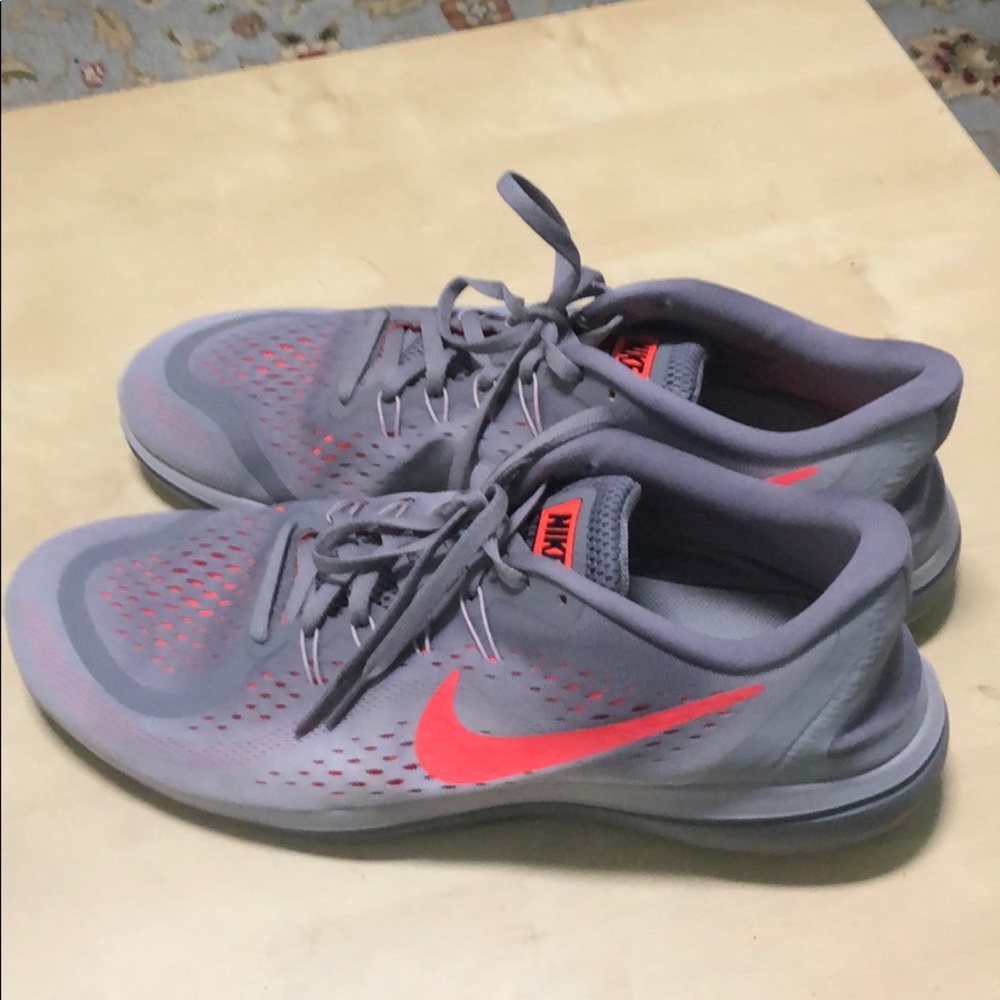 New, unworn Nike Free Flex Run 2017, new $120
